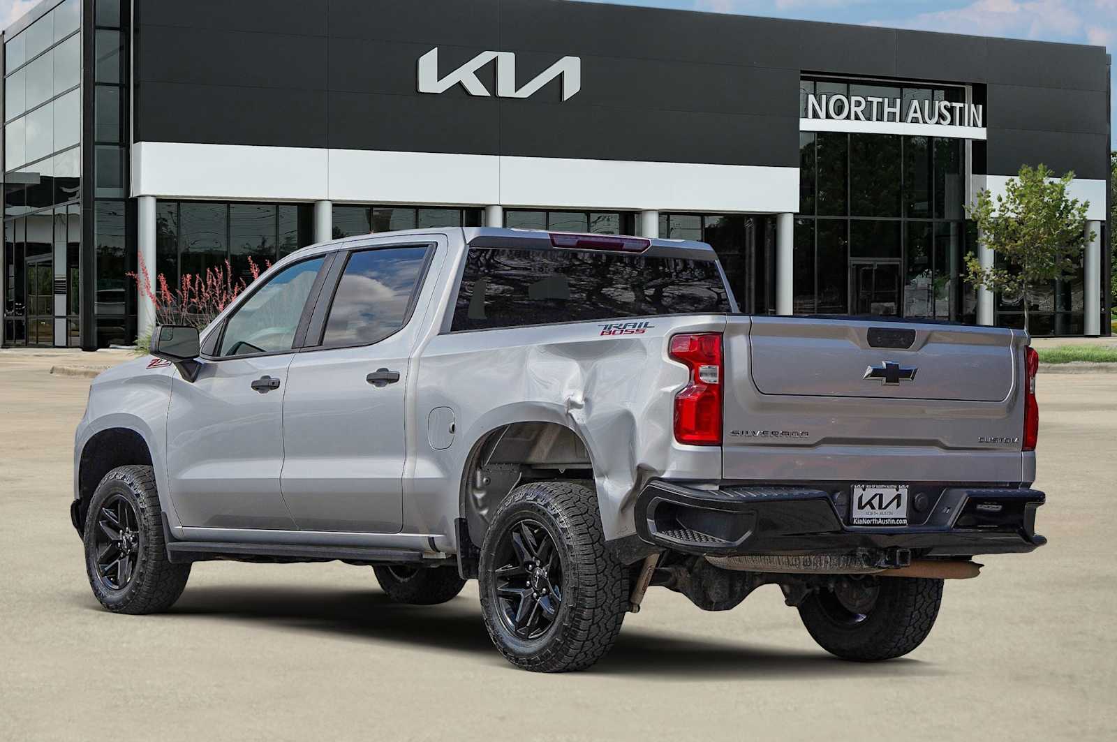 Thumbnail: 2022 Chevrolet Silverado 1500 - 5