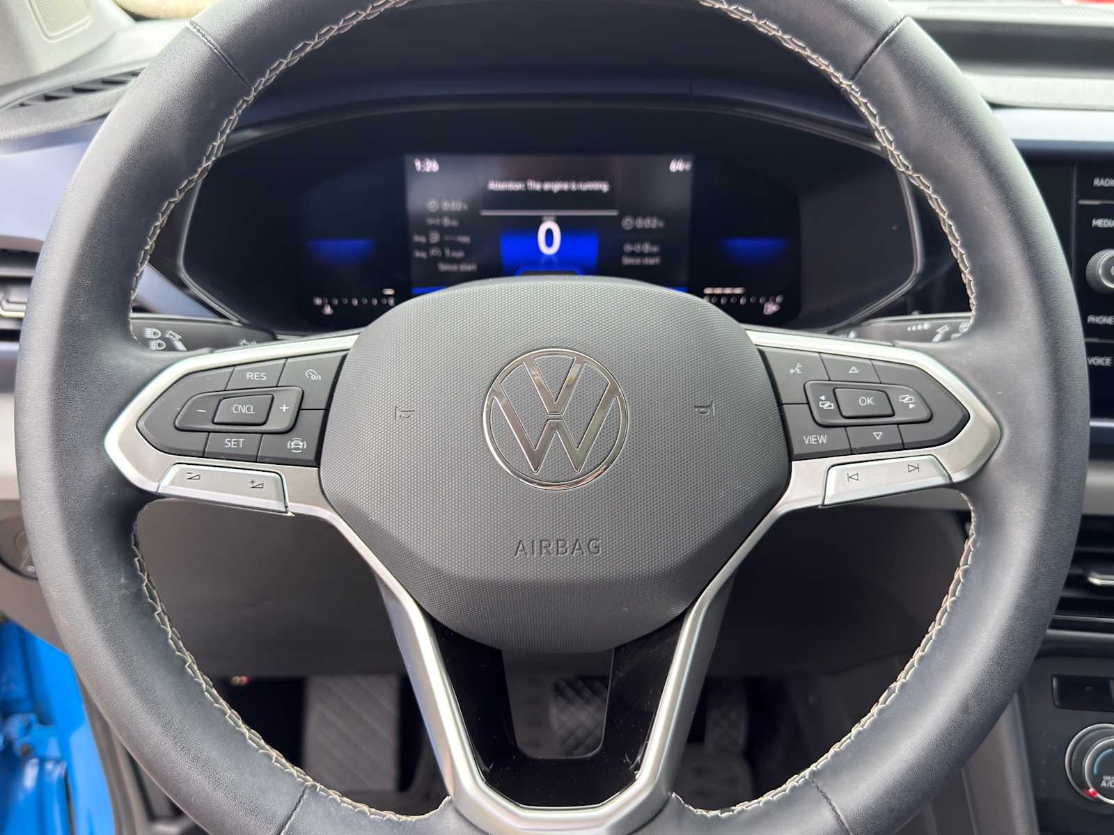 Thumbnail: 2022 Volkswagen Taos - 14