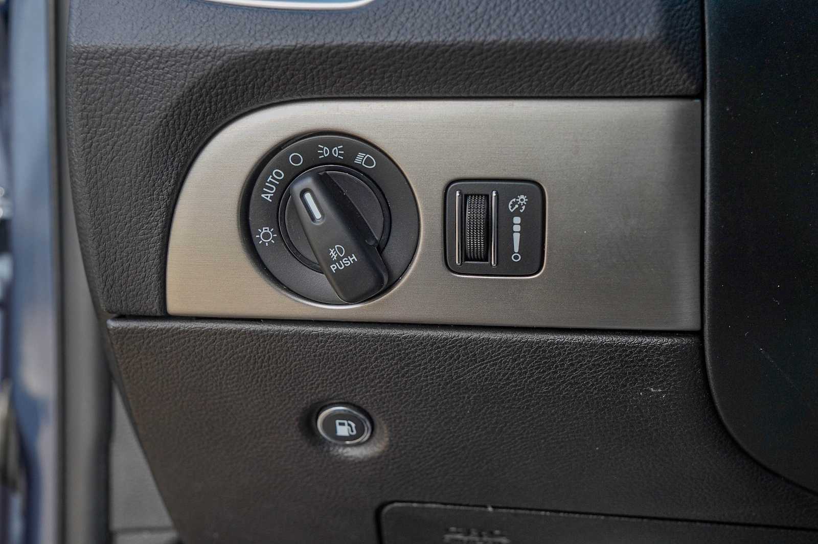 Thumbnail: 2020 Dodge Durango - 21