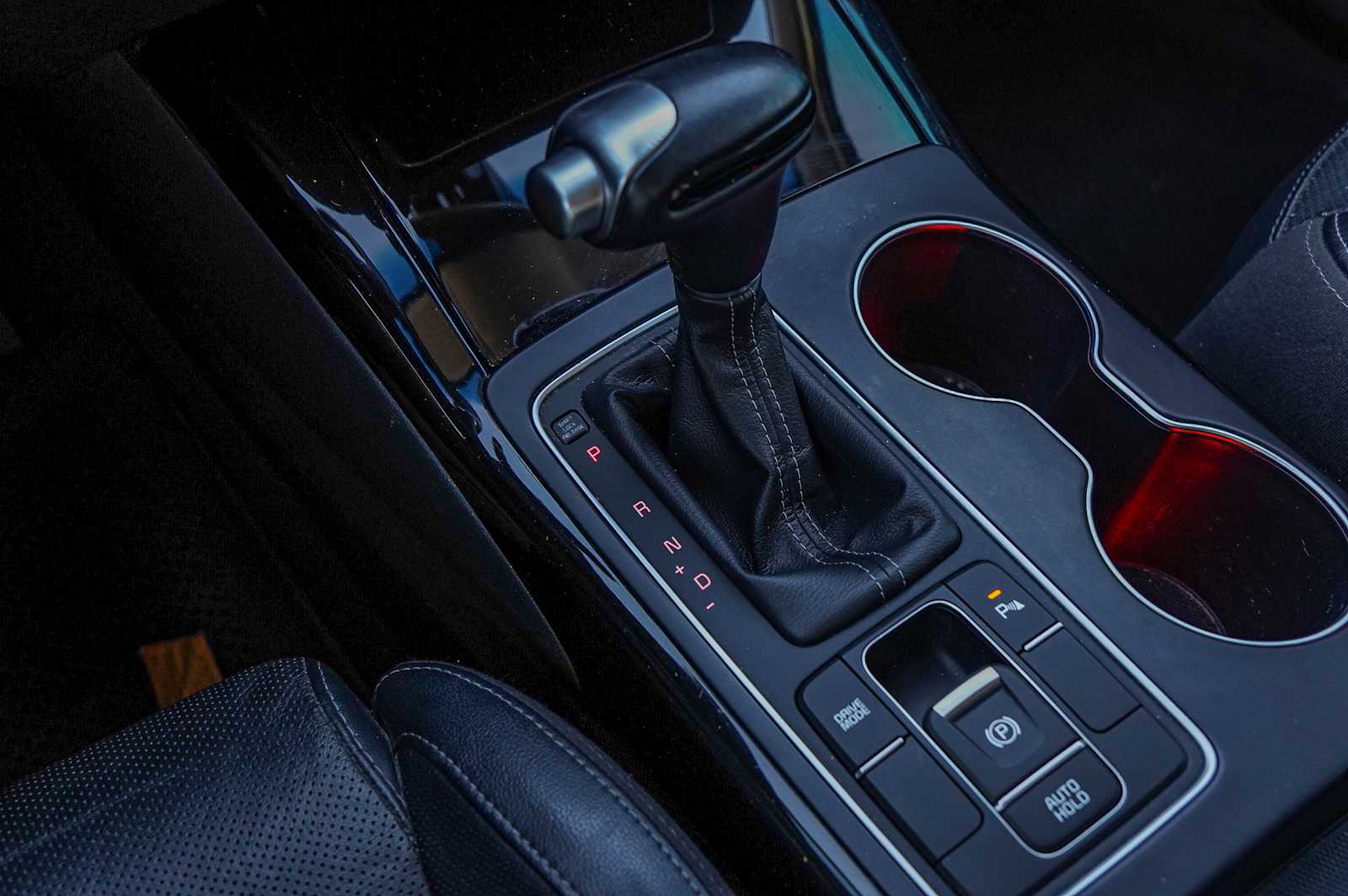 Thumbnail: 2019 Kia Sorento - 19