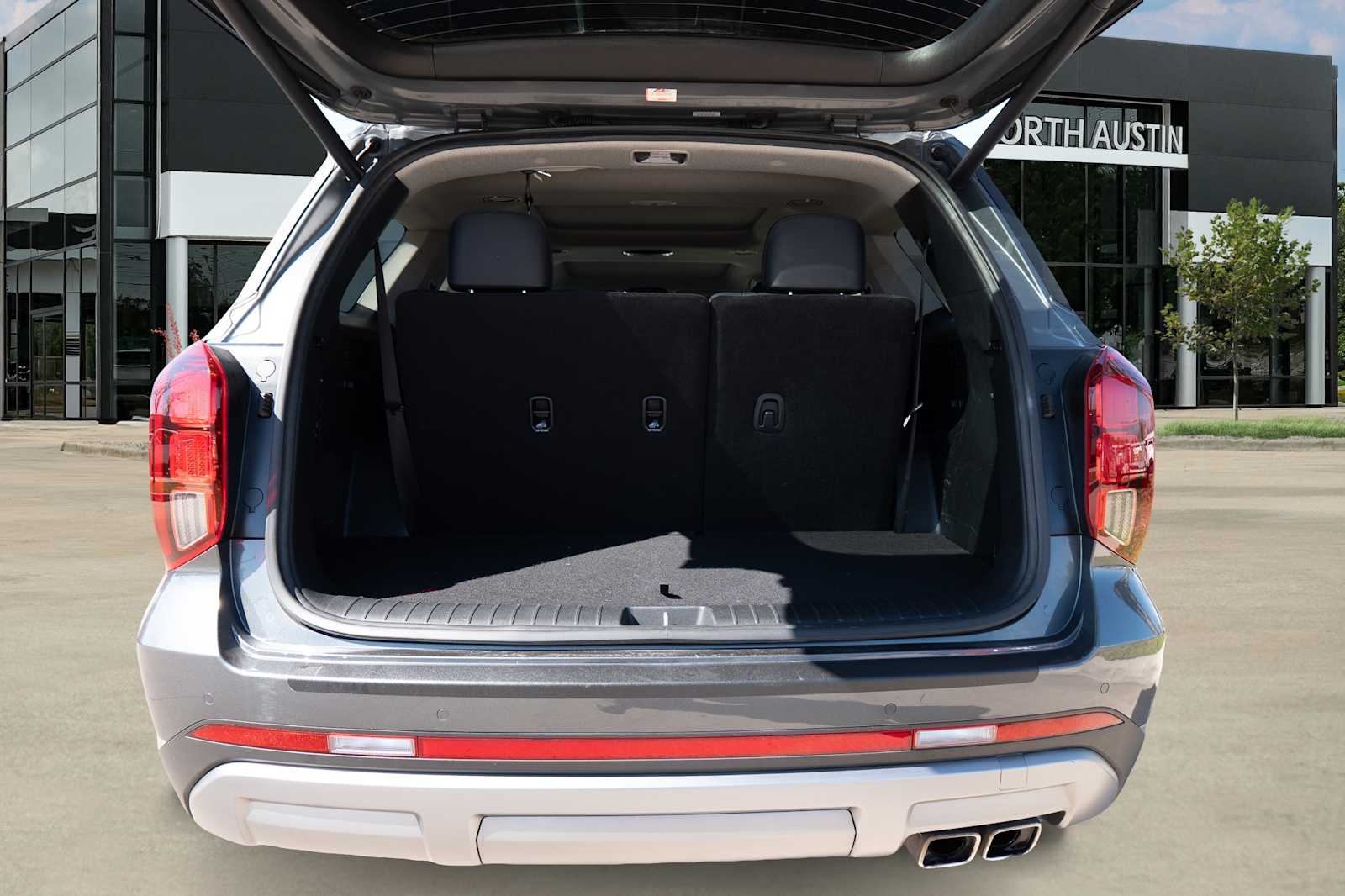 Thumbnail: 2023 Hyundai Palisade - 26