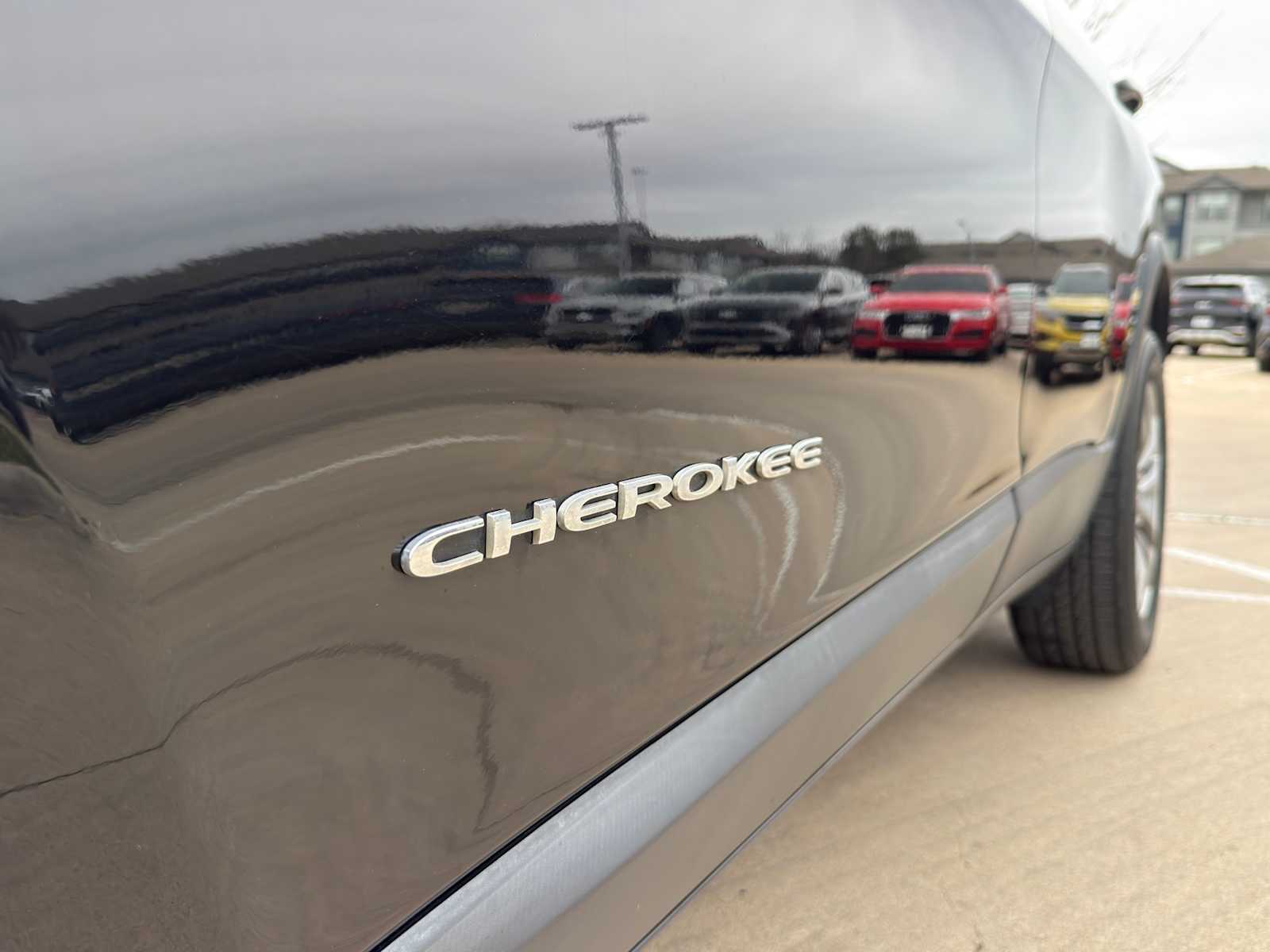 Thumbnail: 2021 Jeep Cherokee - 3