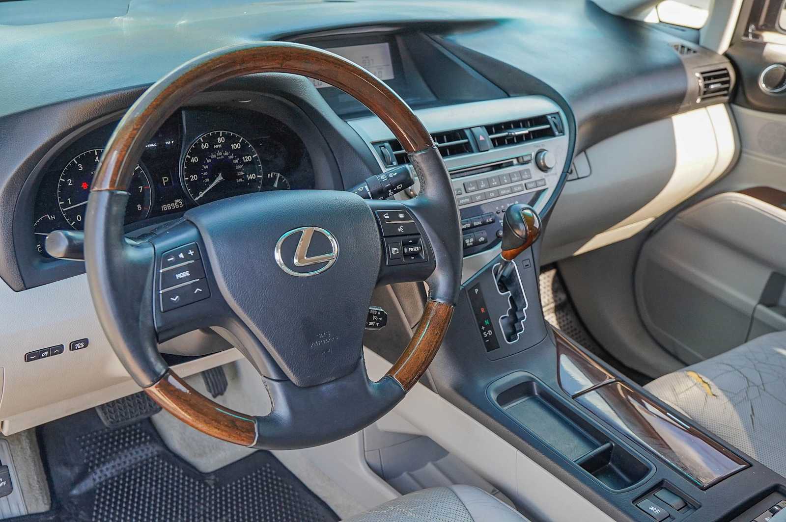 Thumbnail: 2010 Lexus RX - 9