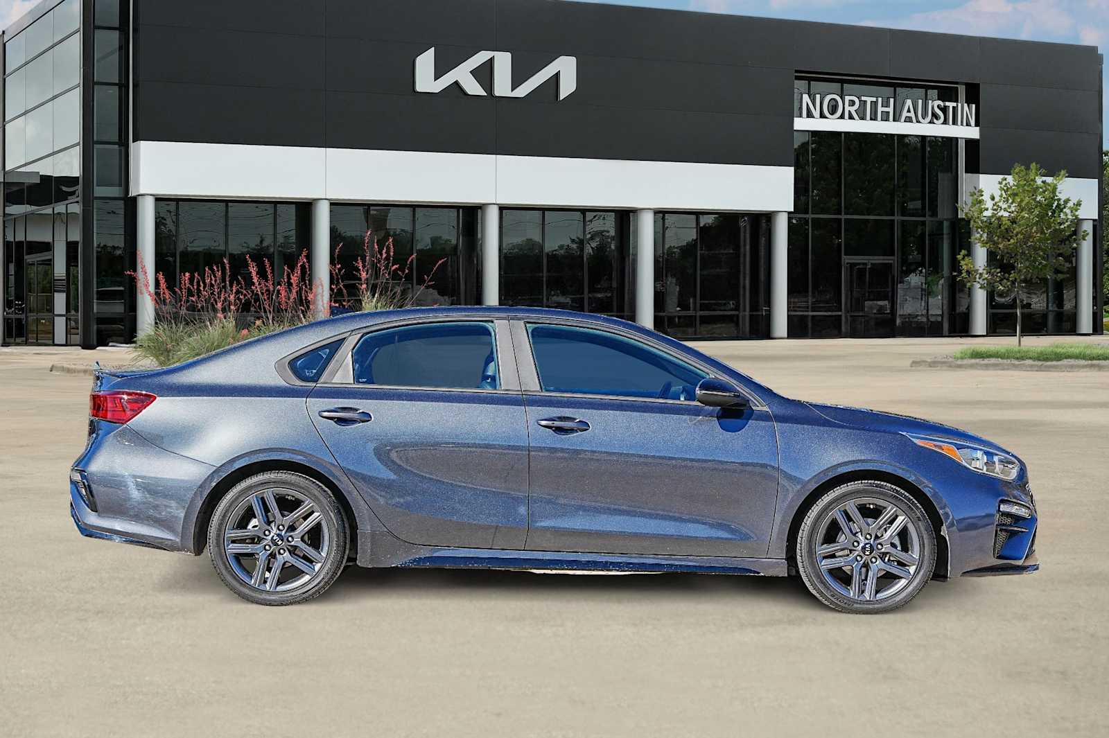 Thumbnail: 2021 Kia Forte - 7