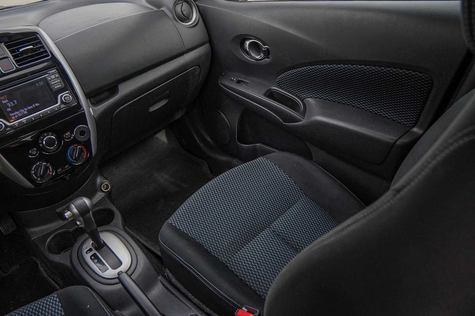 Thumbnail: 2018 Nissan Versa Note - 26