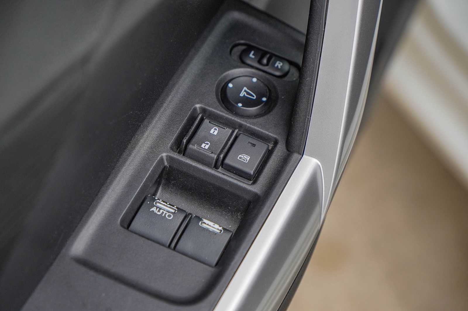 Thumbnail: 2015 Honda Civic - 24