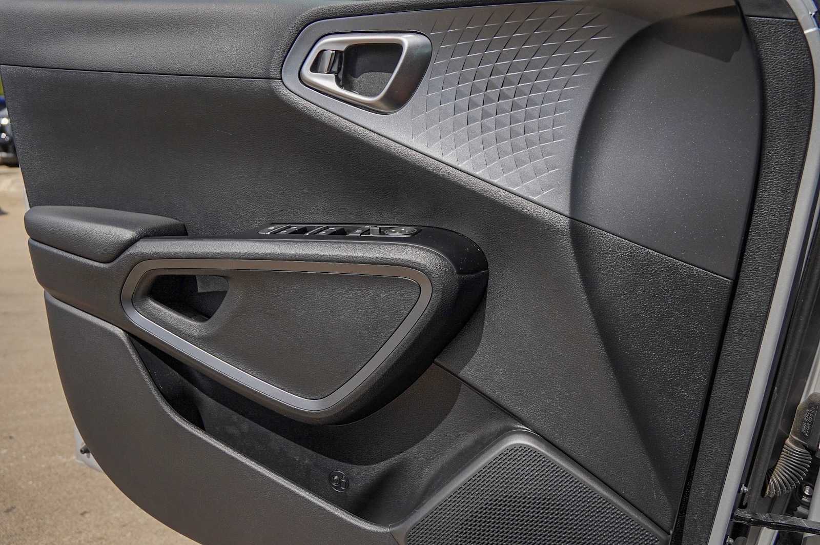 Thumbnail: 2021 Kia Soul - 22