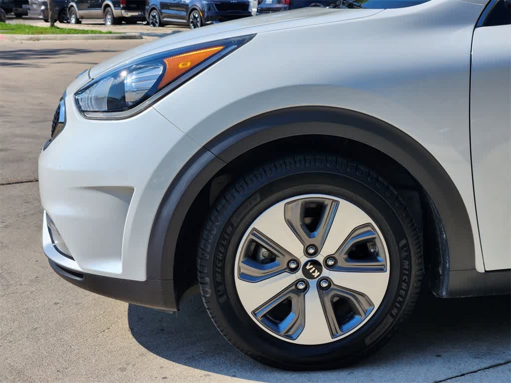 Thumbnail: 2019 Kia Niro - 8
