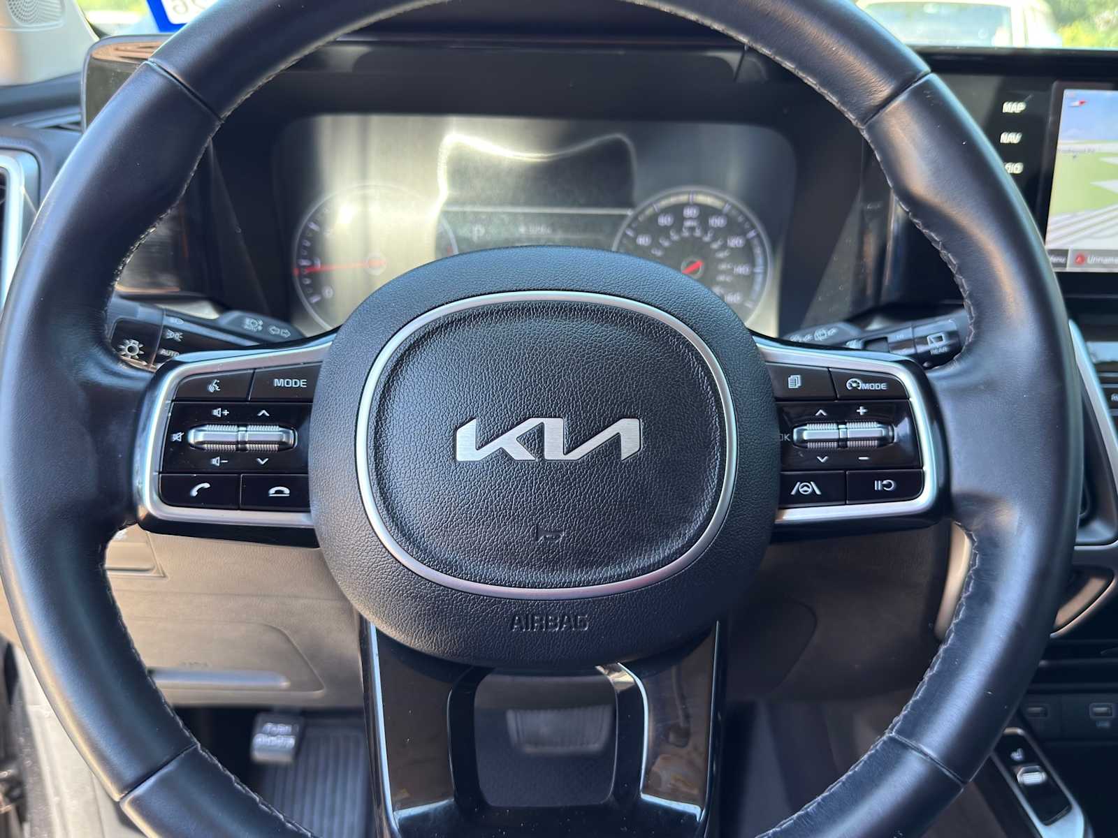 Thumbnail: 2022 Kia Sorento - 20