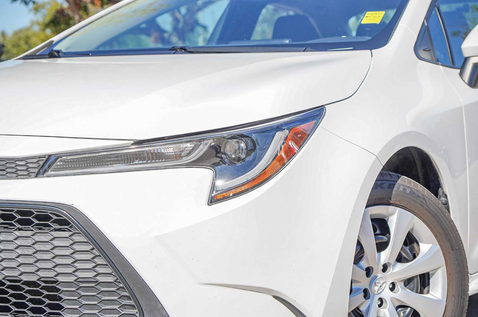 Thumbnail: 2022 Toyota Corolla - 3