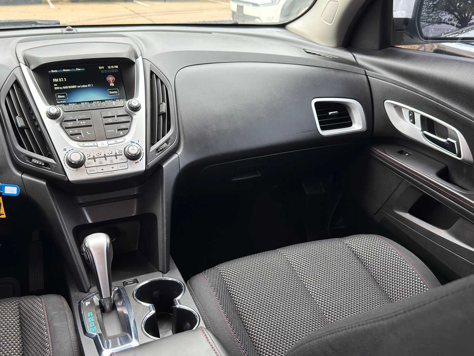 Thumbnail: 2015 Chevrolet Equinox - 20