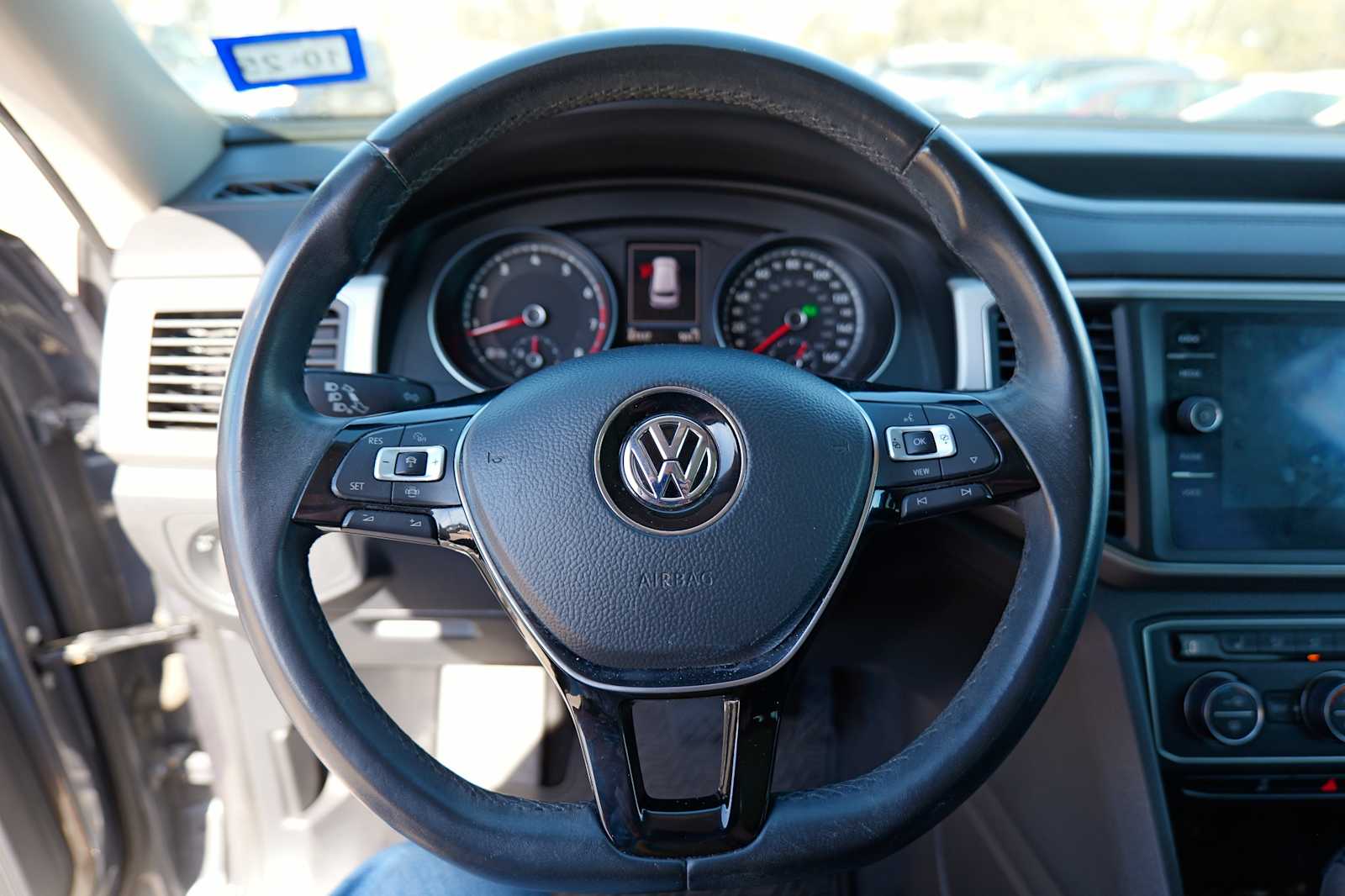 Thumbnail: 2019 Volkswagen Atlas - 12