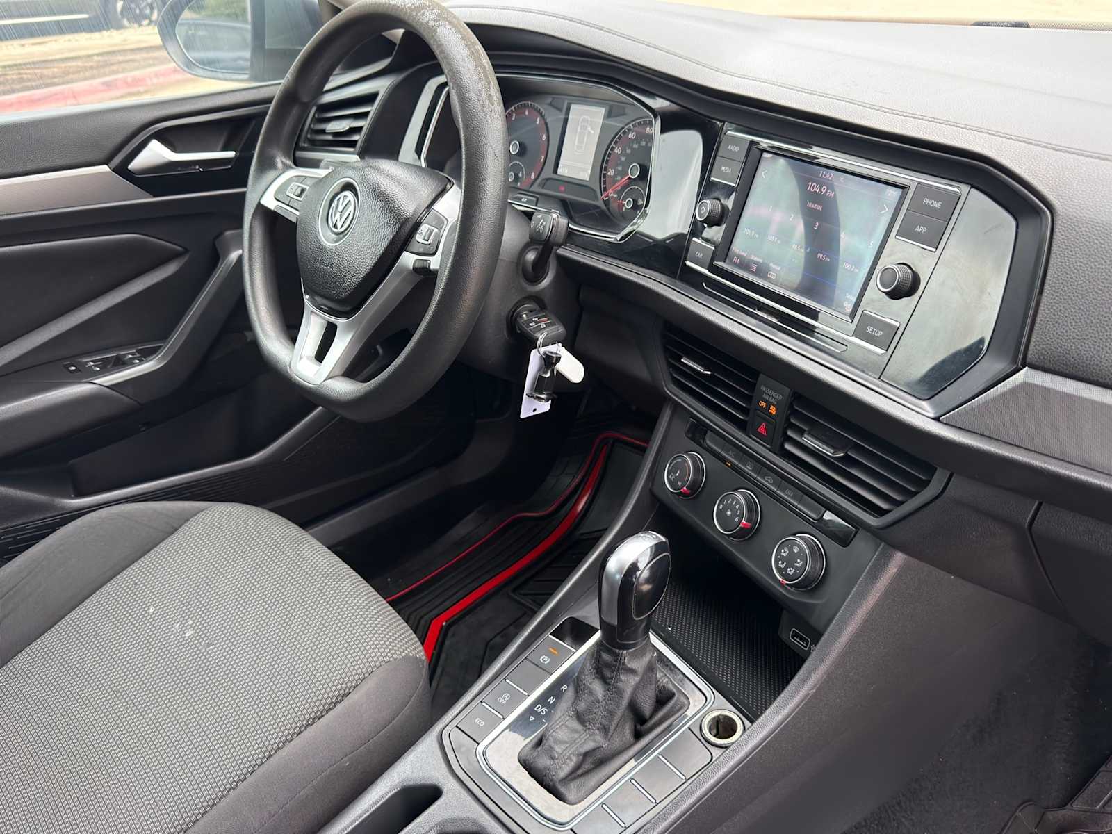 Thumbnail: 2019 Volkswagen Jetta - 31