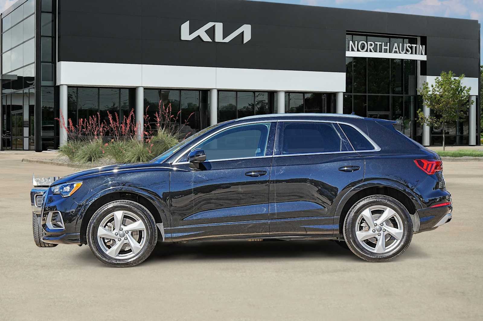 Thumbnail: 2020 Audi Q3 - 4