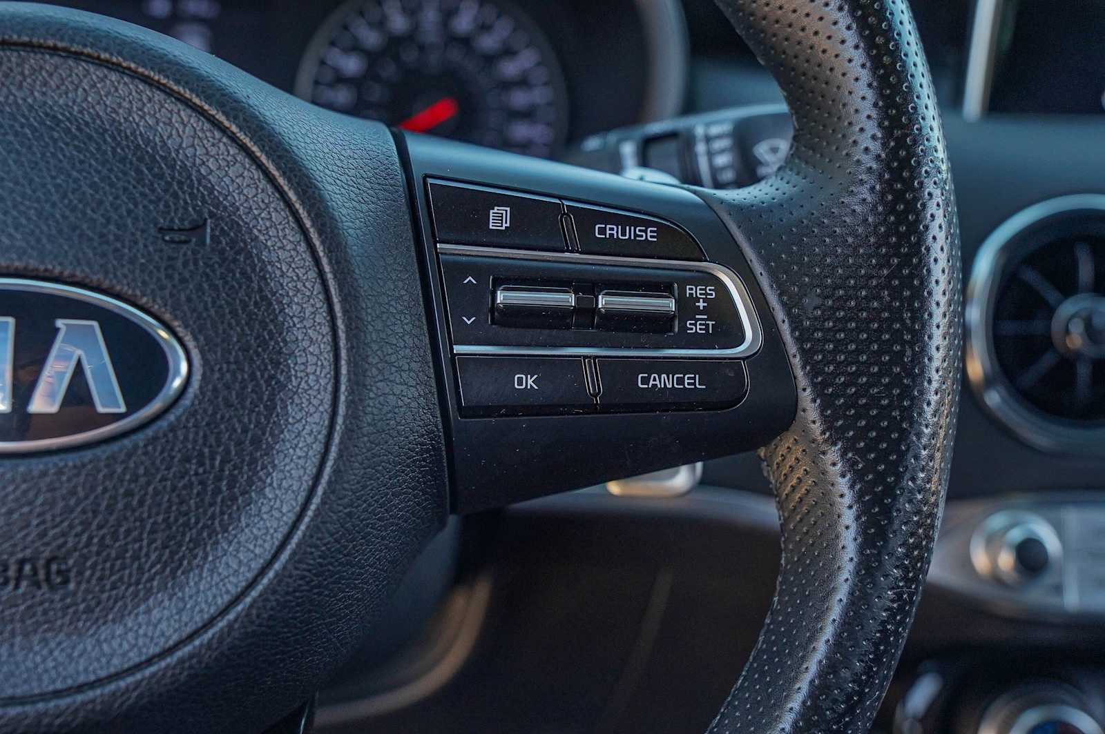 Thumbnail: 2020 Kia Stinger - 14