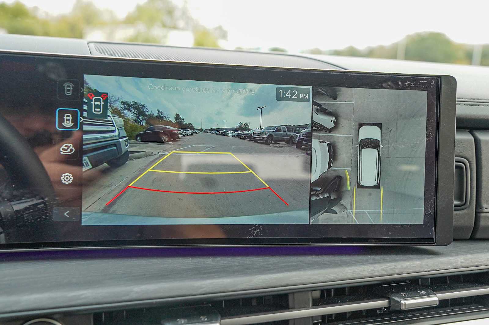 Thumbnail: 2025 Hyundai Santa Fe - 16