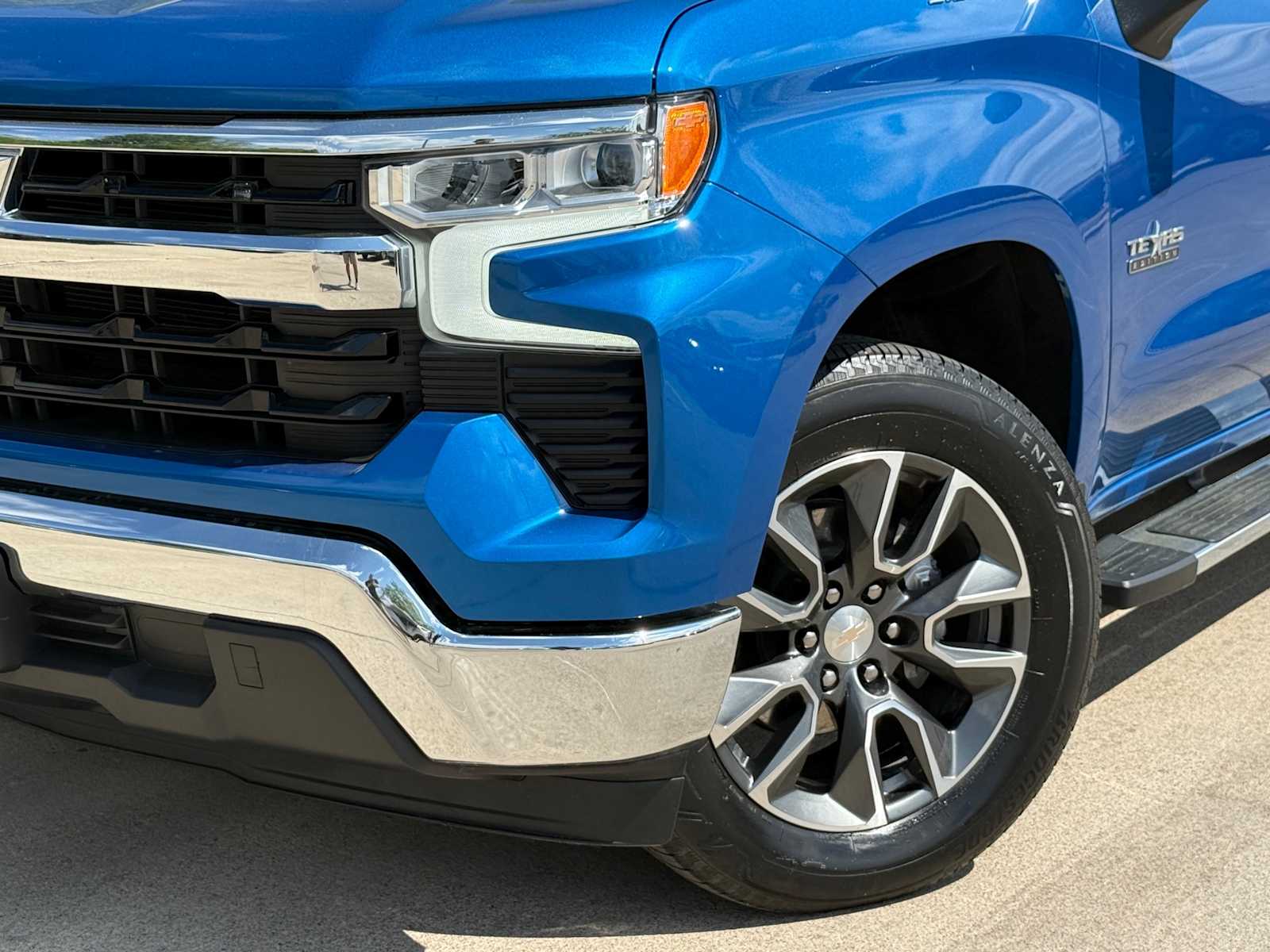 Thumbnail: 2022 Chevrolet Silverado 1500 - 2