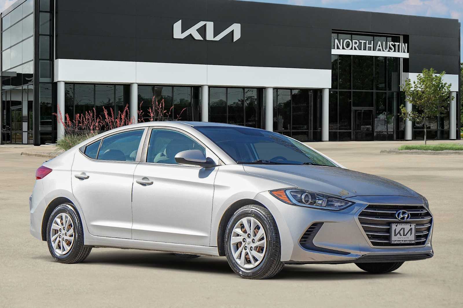 Thumbnail: 2017 Hyundai Elantra - 8
