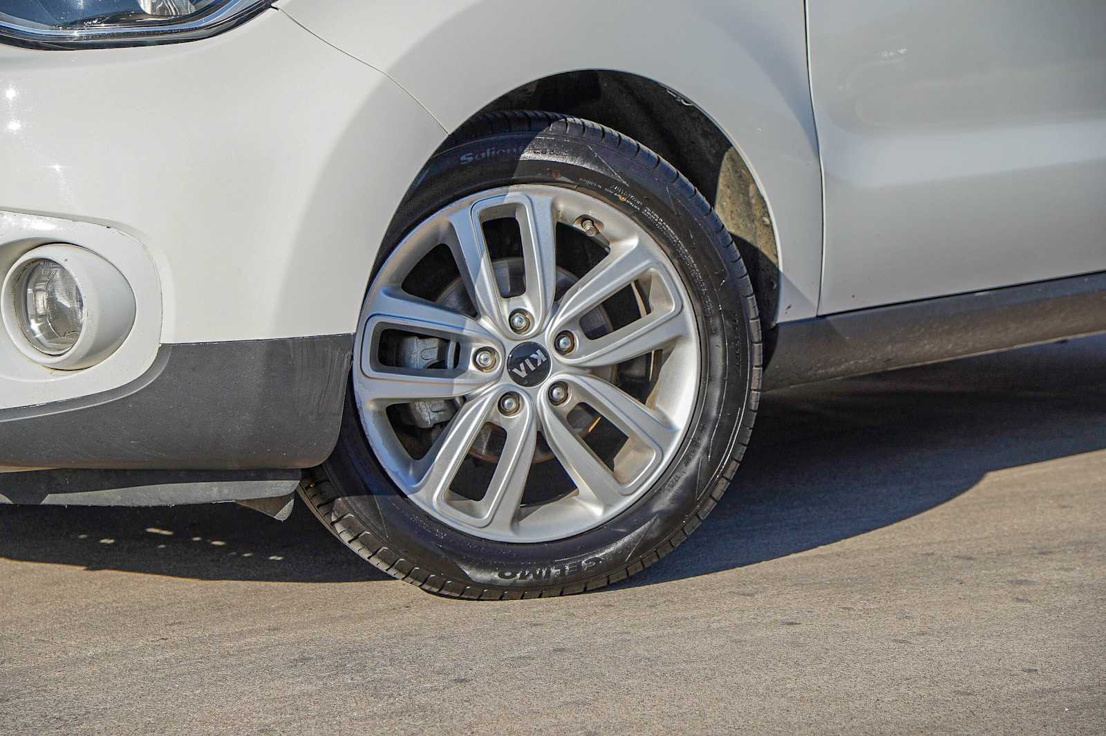 Thumbnail: 2019 Kia Soul - 2