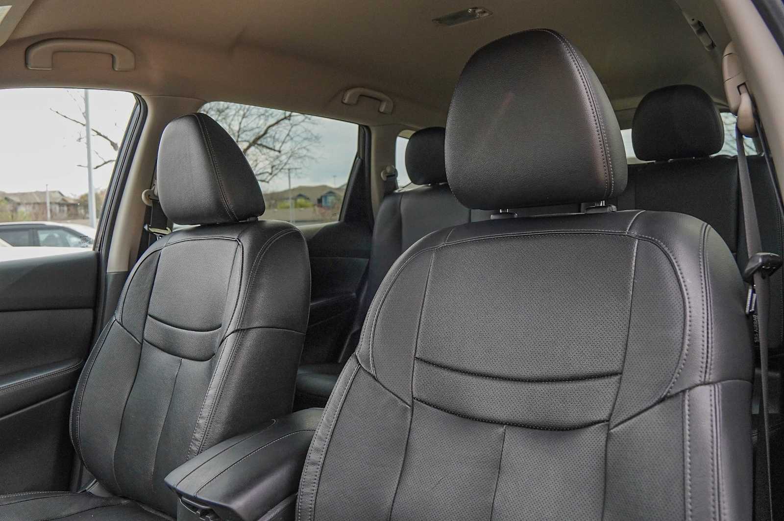 Thumbnail: 2019 Nissan Rogue - 11