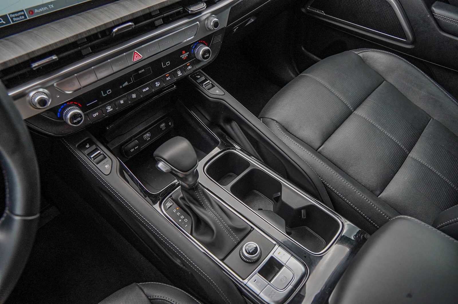 Thumbnail: 2024 Kia Telluride - 15