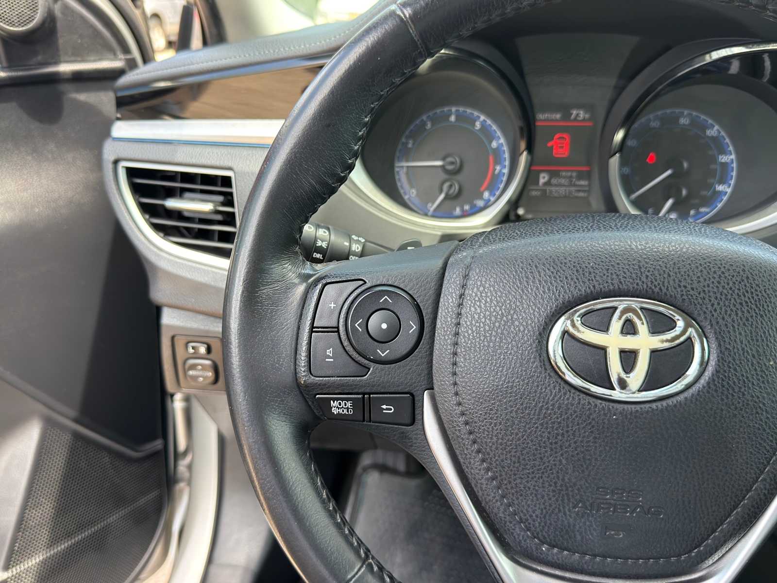 Thumbnail: 2014 Toyota Corolla - 16
