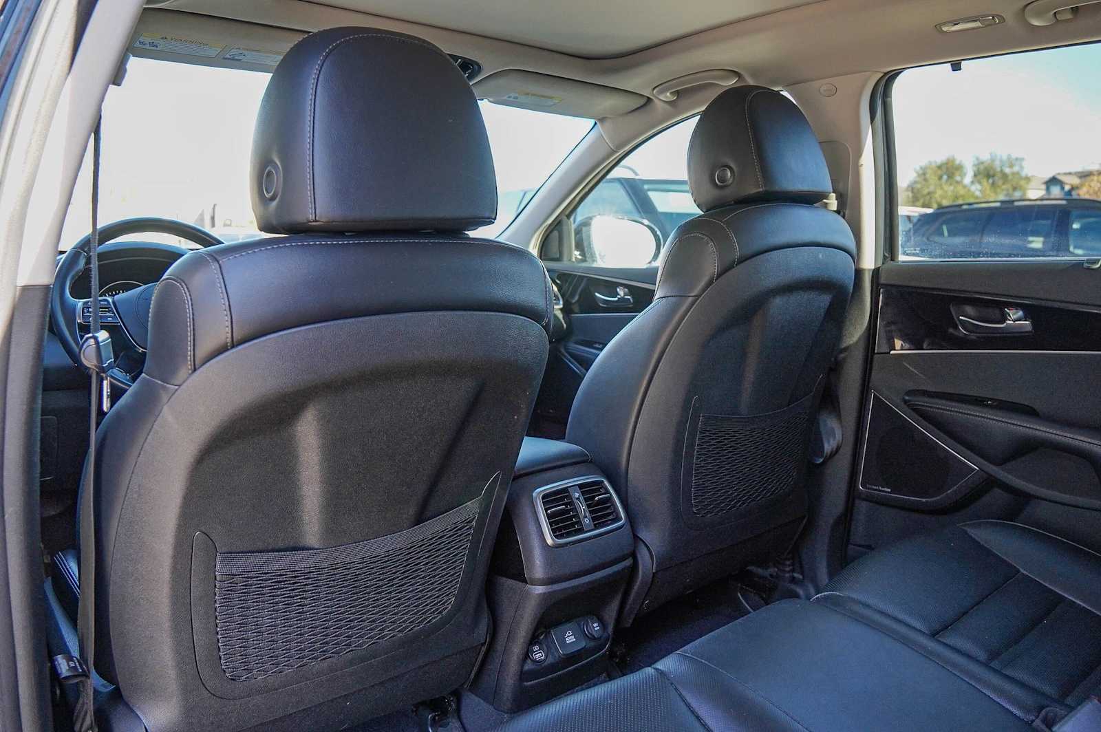 Thumbnail: 2019 Kia Sorento - 27