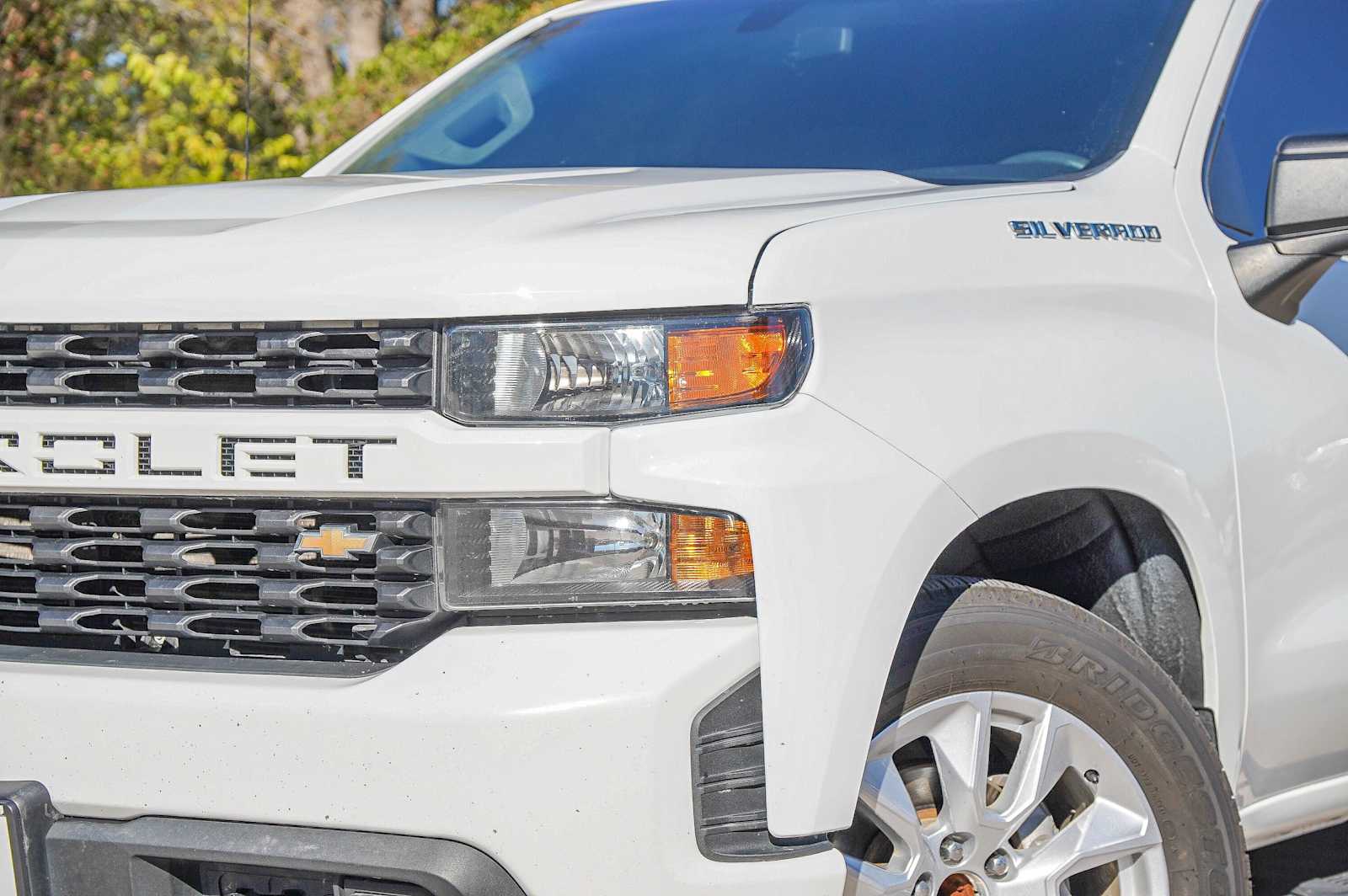 Thumbnail: 2019 Chevrolet Silverado 1500 - 3