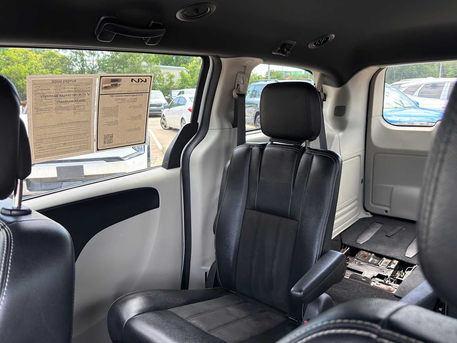 Thumbnail: 2019 Dodge Grand Caravan - 14
