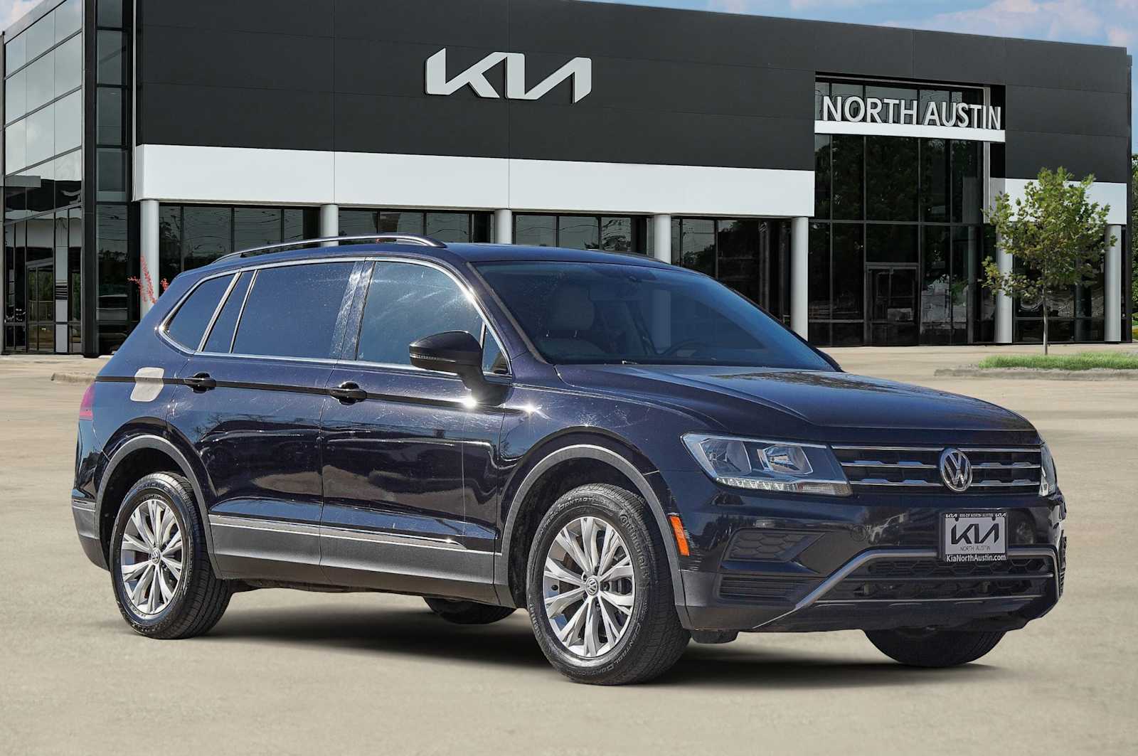 Thumbnail: 2018 Volkswagen Tiguan - 8