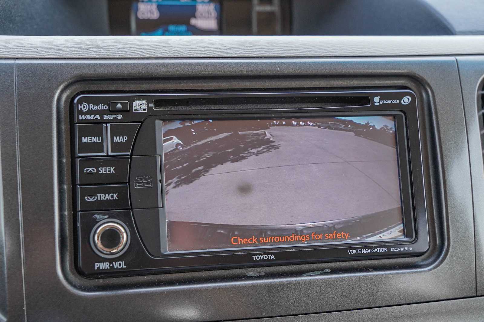 Thumbnail: 2013 Toyota Sienna - 17