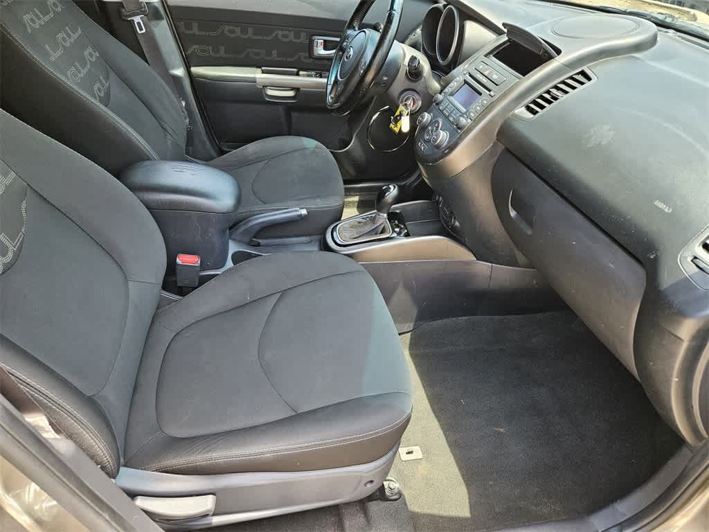 Thumbnail: 2013 Kia Soul - 12