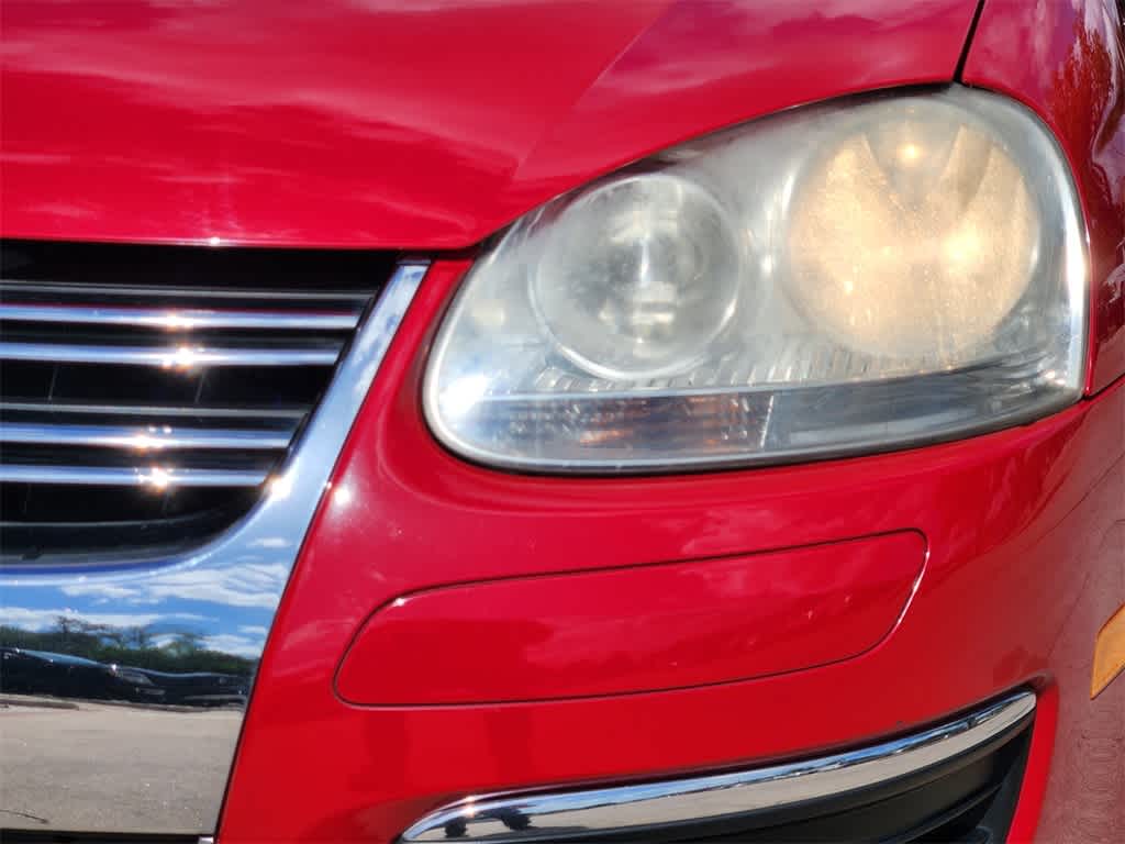 Thumbnail: 2010 Volkswagen Jetta - 7