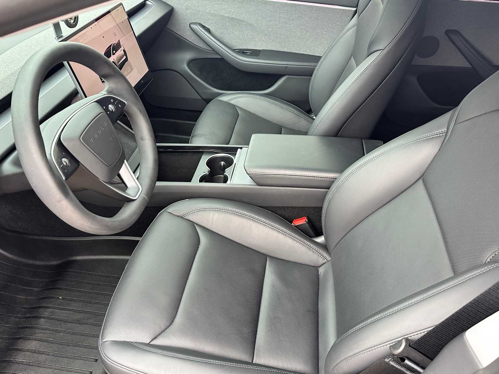 Thumbnail: 2025 Tesla Model 3 - 10