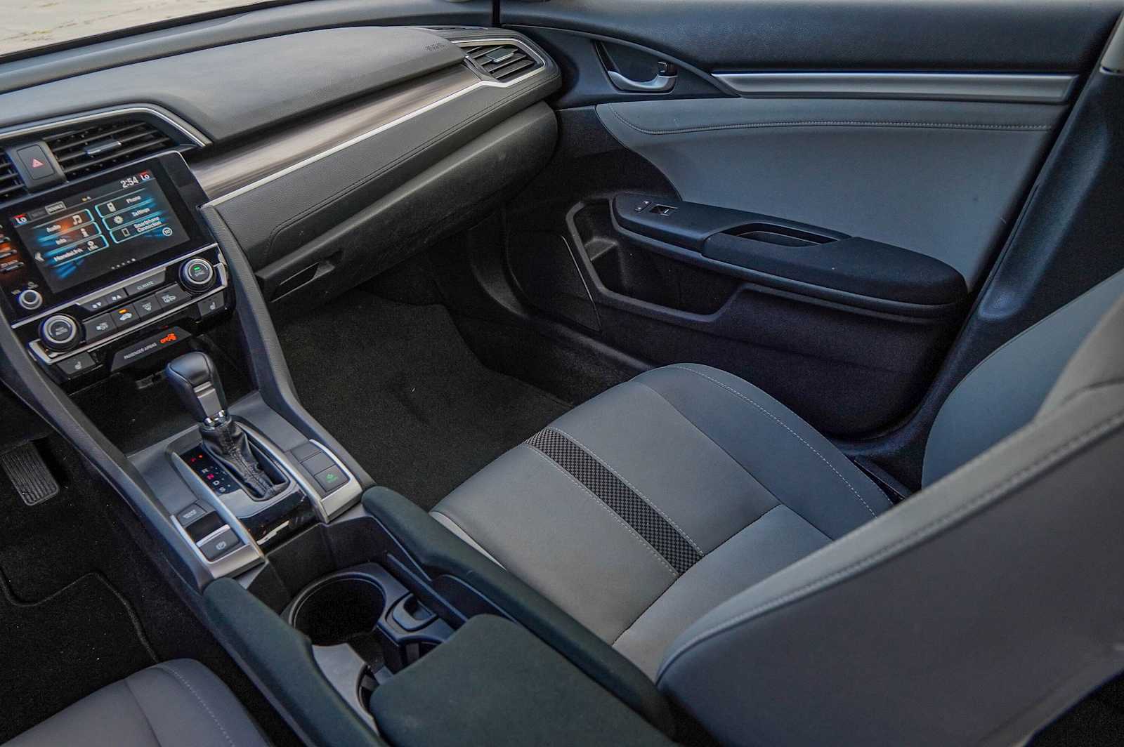 Thumbnail: 2020 Honda Civic - 27