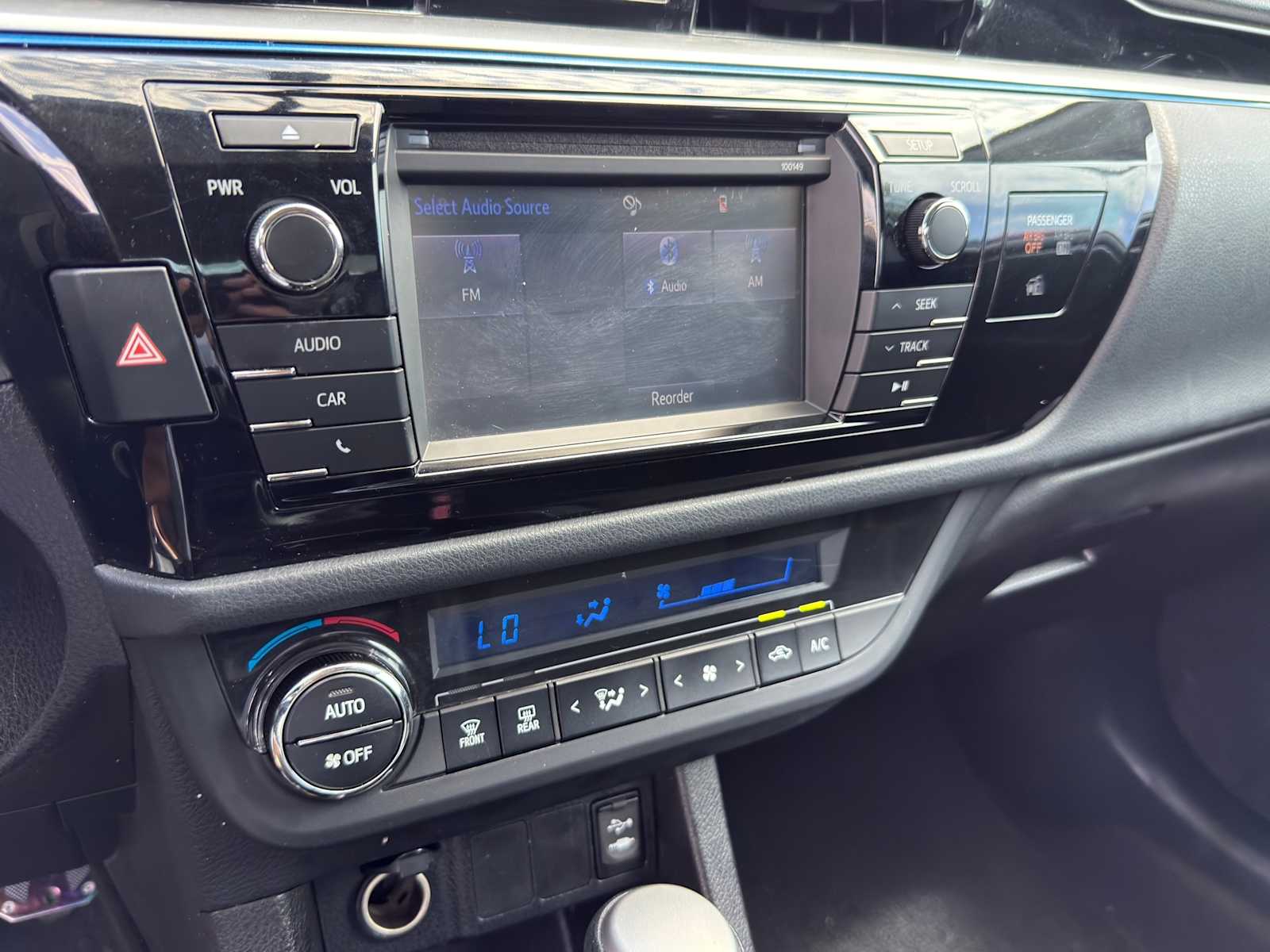 Thumbnail: 2014 Toyota Corolla - 13