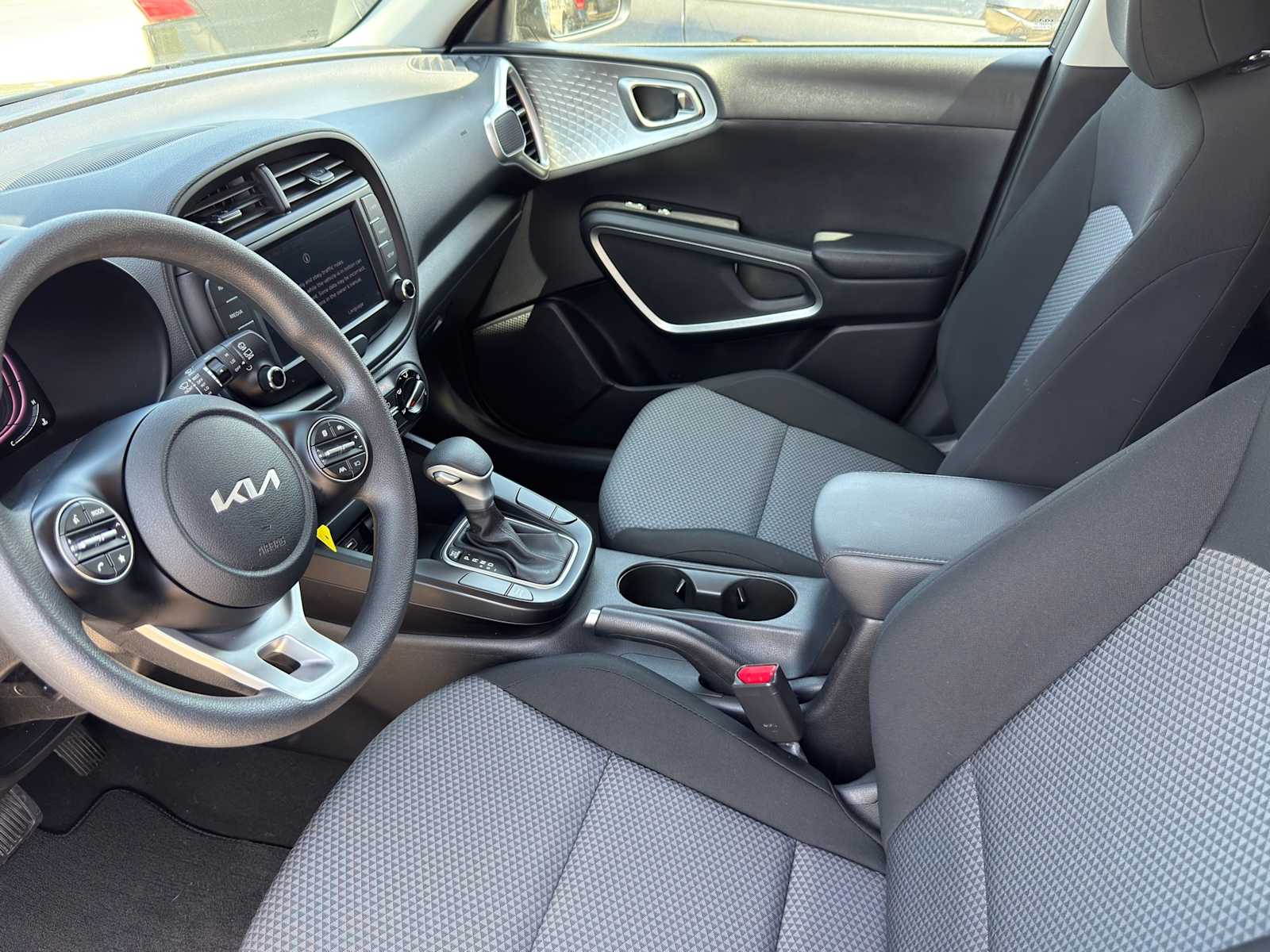 Thumbnail: 2023 Kia Soul - 10