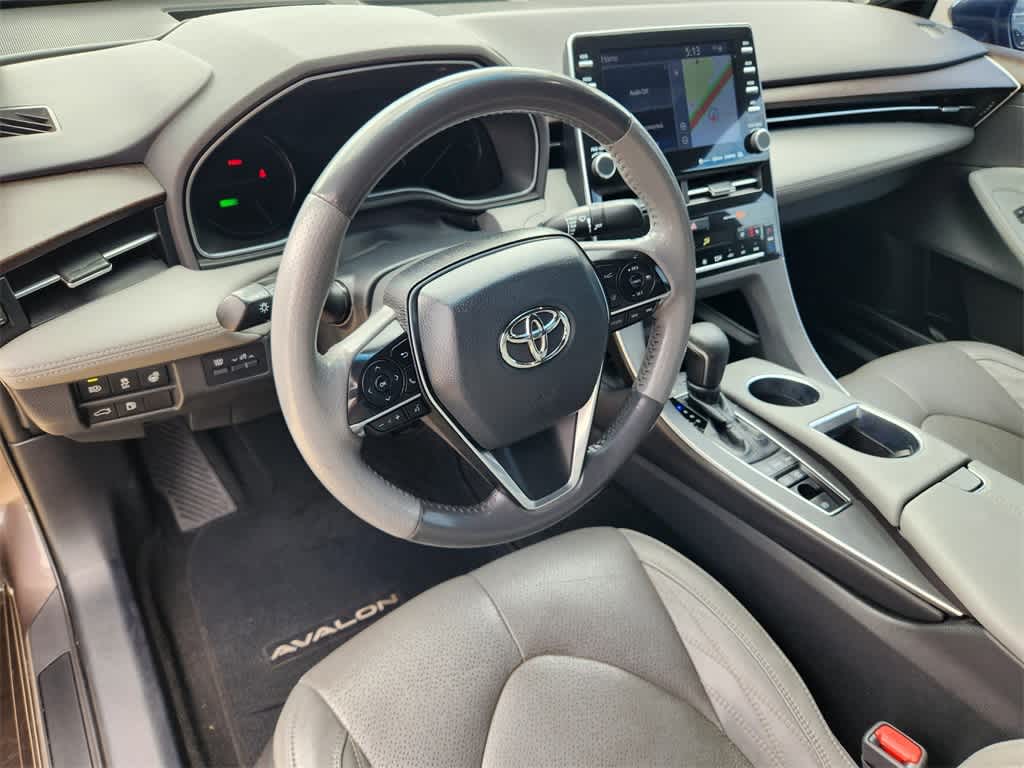Thumbnail: 2020 Toyota Avalon - 2