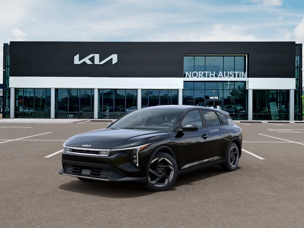 Thumbnail: 2026 Kia K4 - 1
