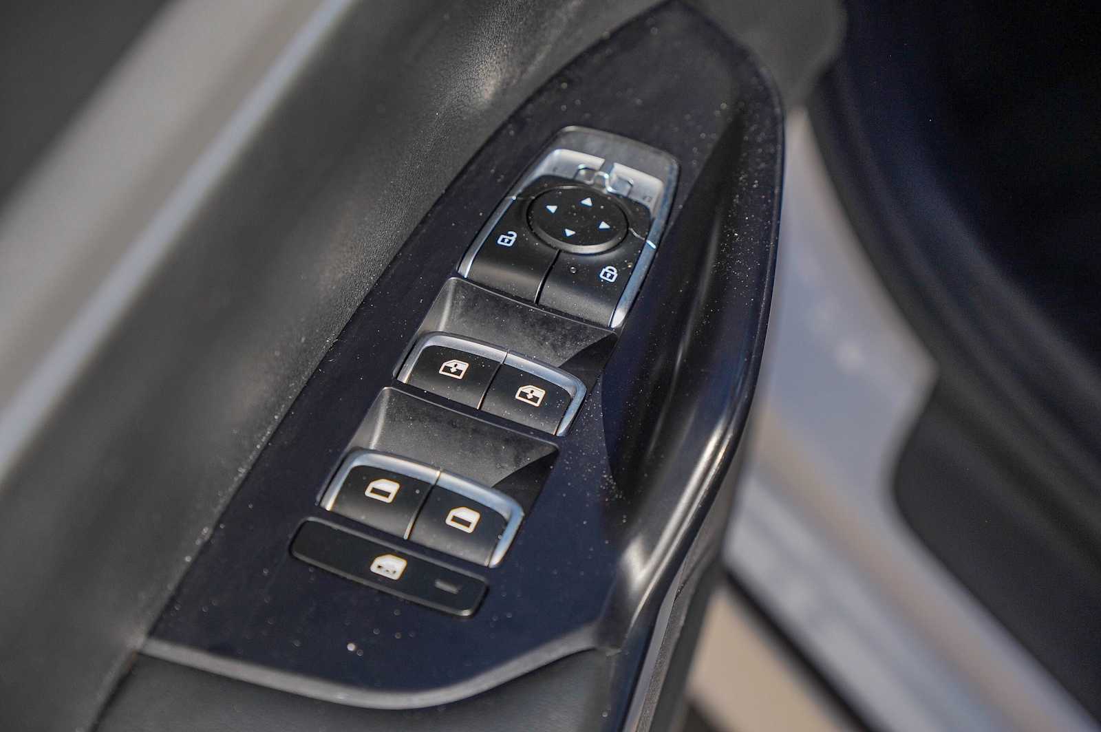 Thumbnail: 2022 Kia K5 - 23