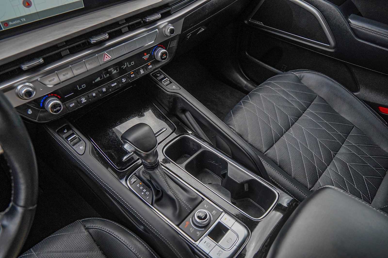 Thumbnail: 2024 Kia Telluride - 19