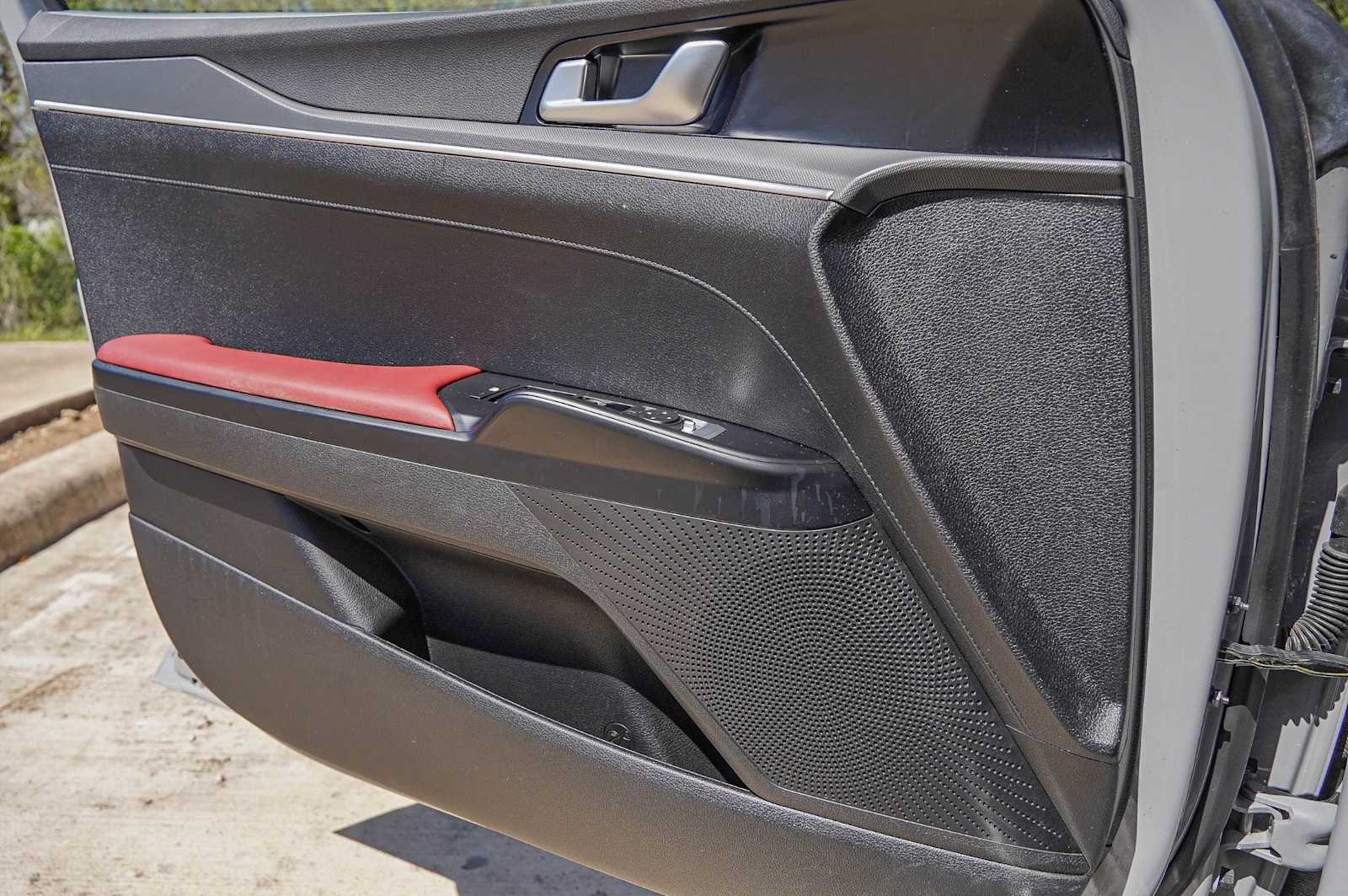 Thumbnail: 2023 Kia K5 - 24