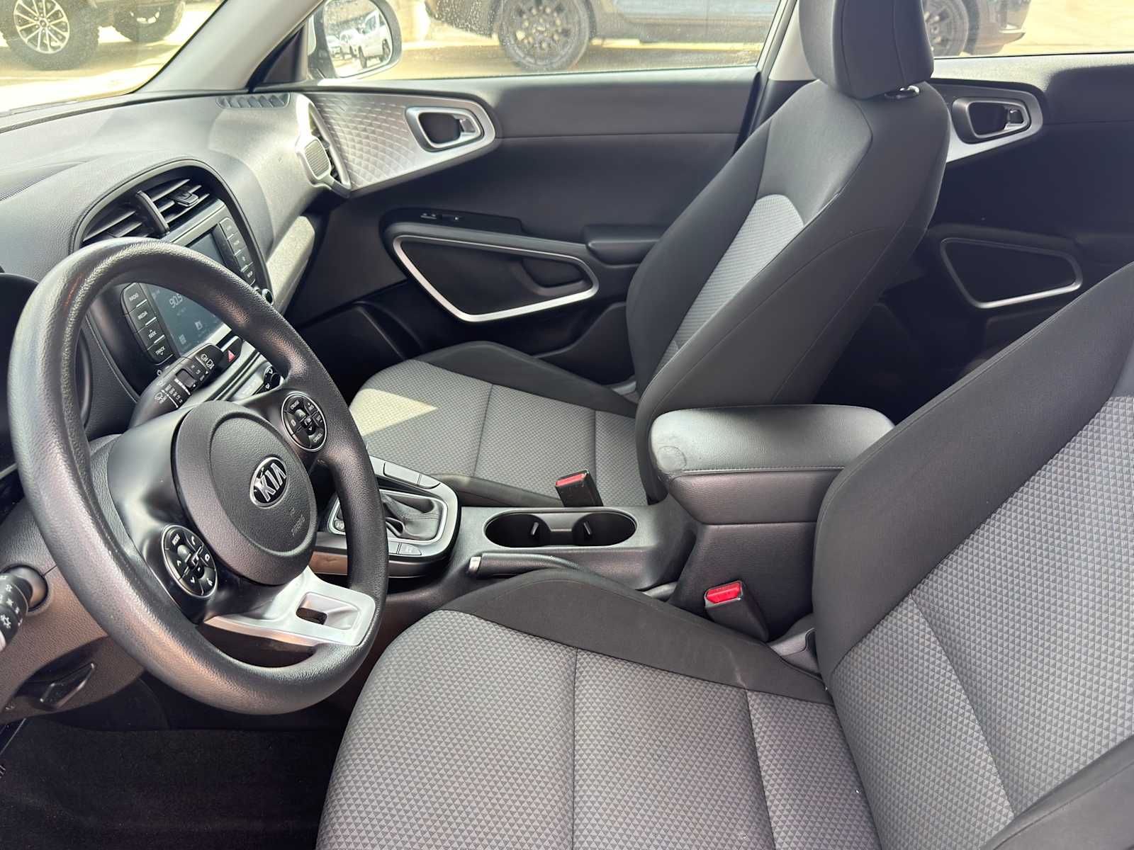 Thumbnail: 2020 Kia Soul - 15