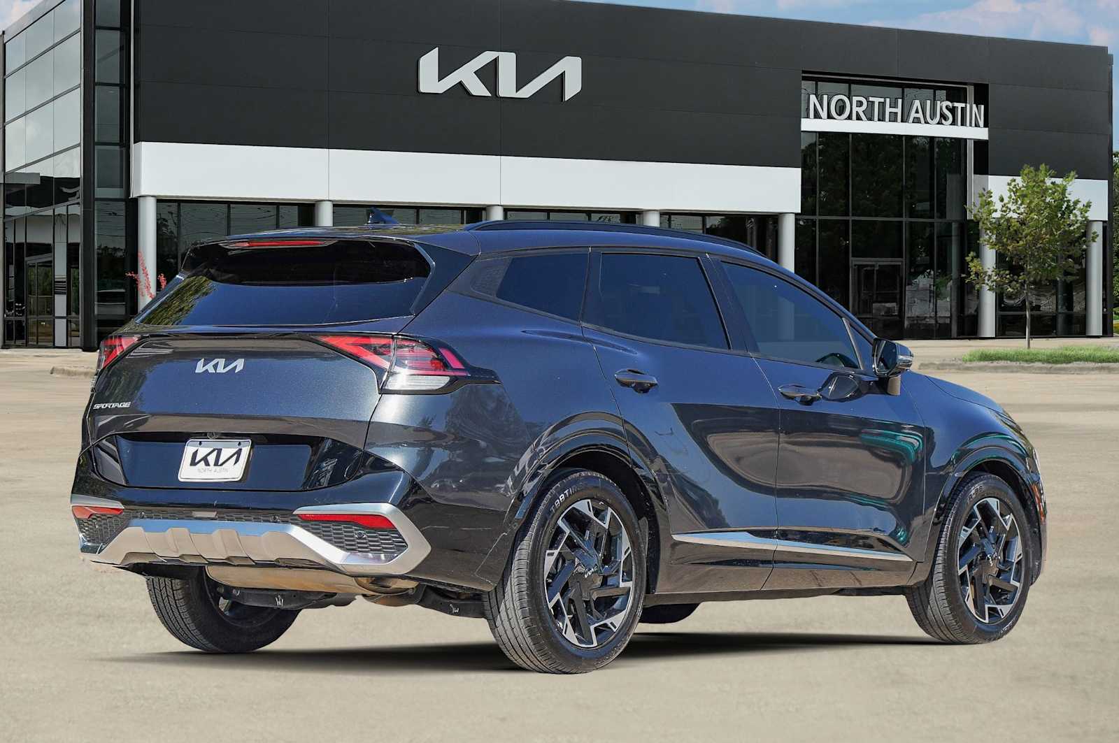 Thumbnail: 2023 Kia Sportage - 6