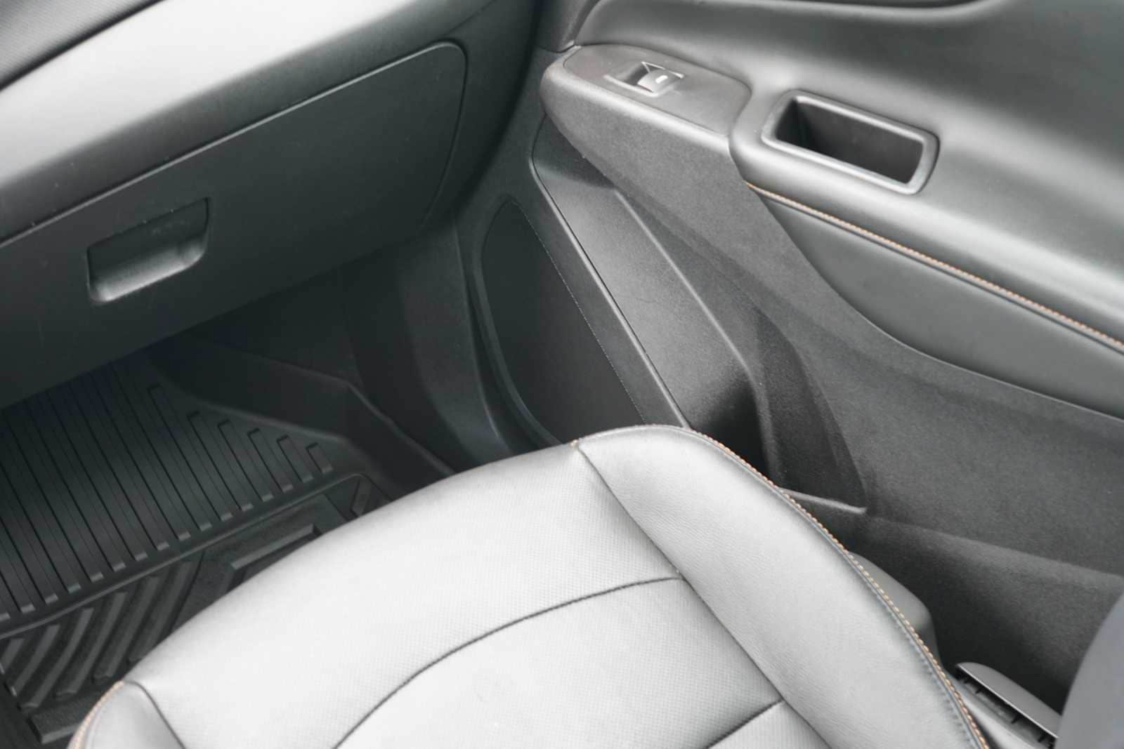Thumbnail: 2020 Chevrolet Equinox - 24