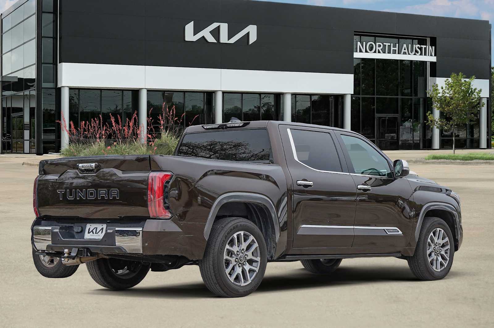 Thumbnail: 2023 Toyota Tundra - 6