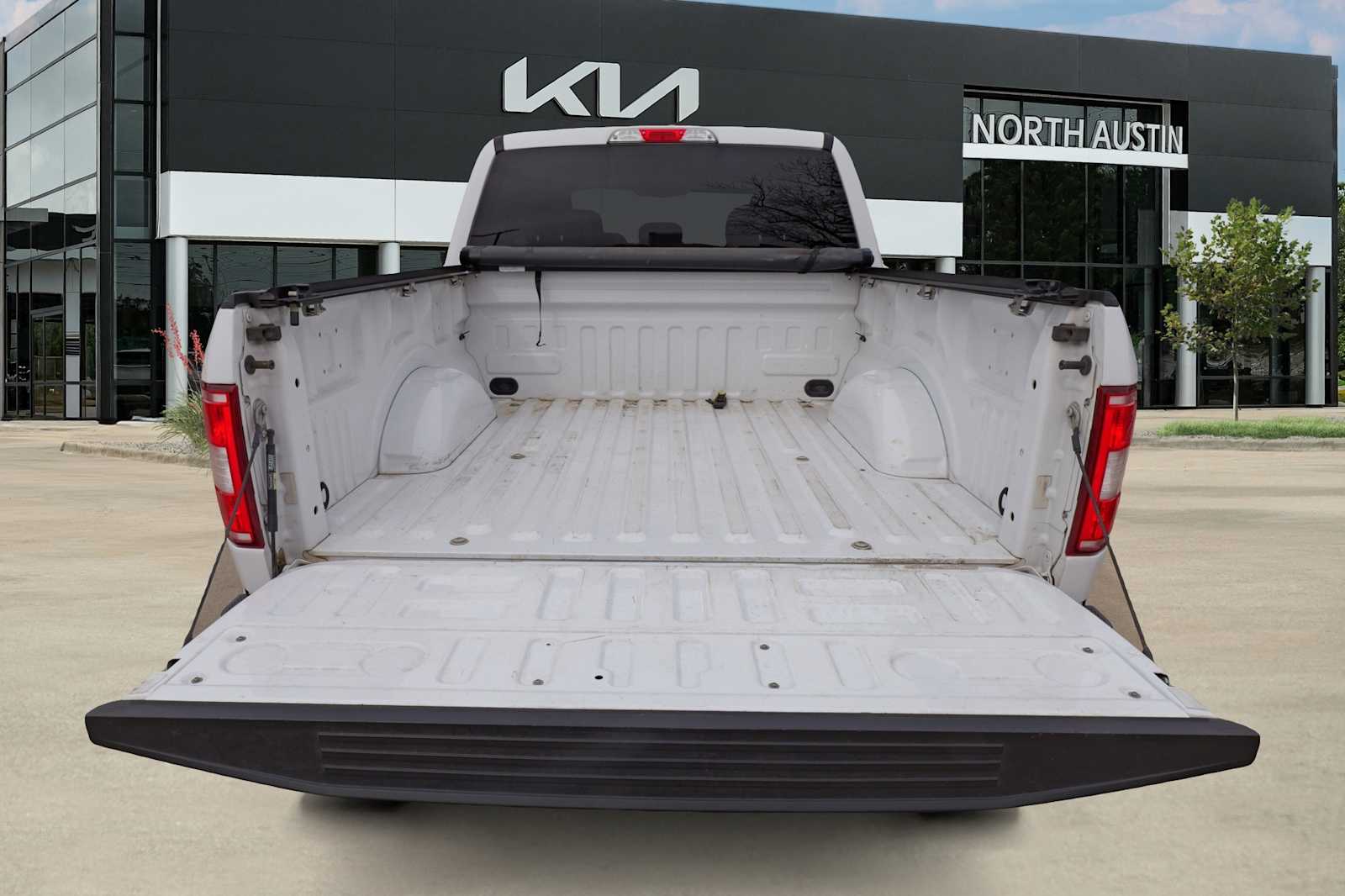 Thumbnail: 2020 Ford F-150 - 31