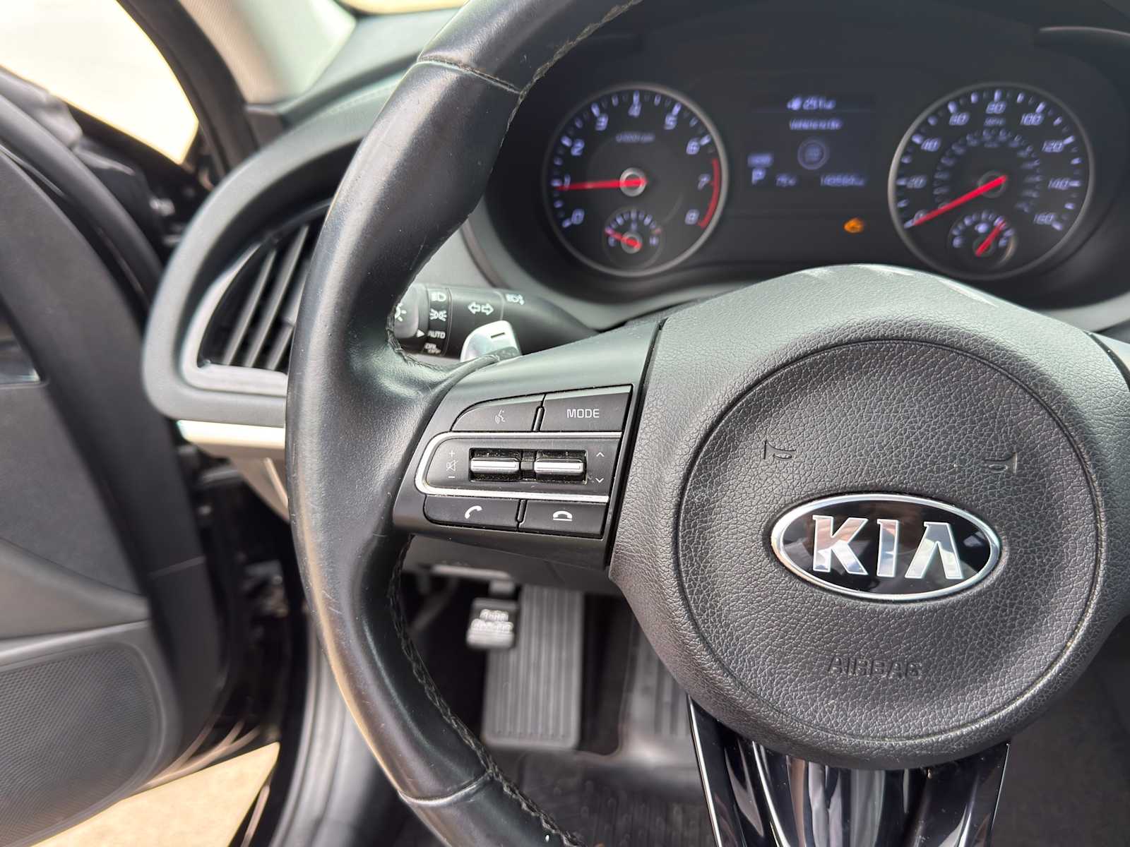 Thumbnail: 2019 Kia Stinger - 14