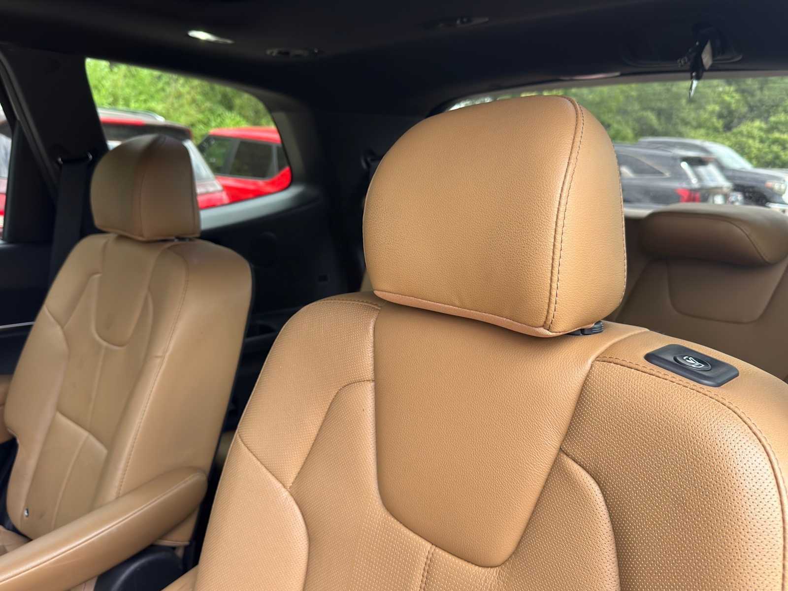 Thumbnail: 2020 Kia Telluride - 26