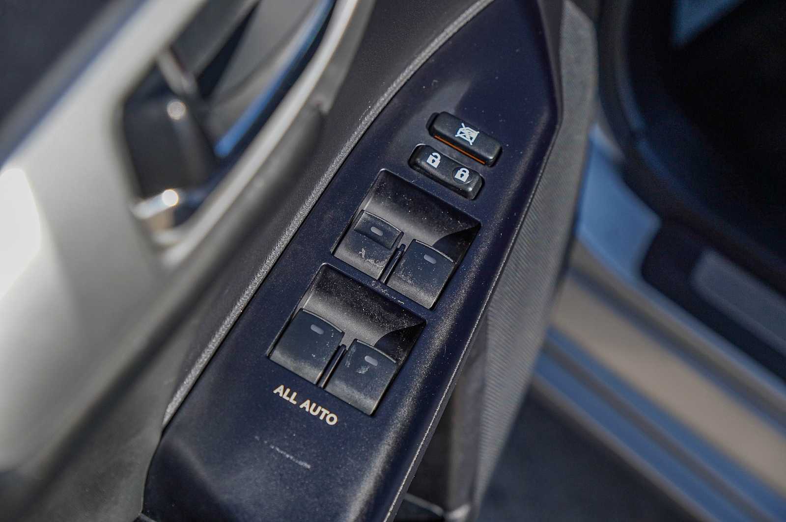 Thumbnail: 2013 Lexus CT - 24